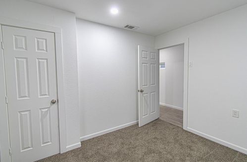 2735 Grafton Ave, Dallas TX  75211-5711 exterior