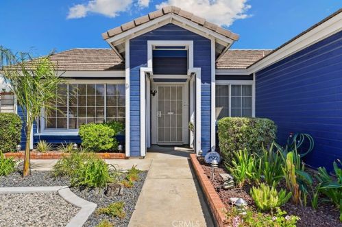 3473 Live Oak Ave, Rialto, CA 92377-3469