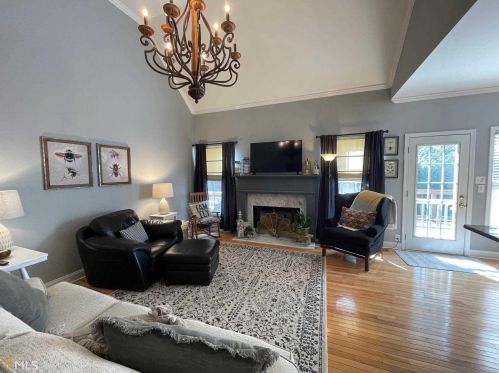156 Settlers Point Dr, Clarkesville, GA 30523-3866