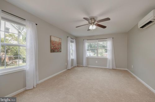 7136 Game Lord Dr, Springfield VA  22153-1318 exterior