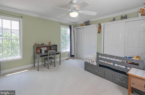 54 Ettl Cir, Princeton NJ  08540-2327 exterior