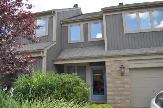 310 Vista View Dr, Mahwah, NJ 07430-2399