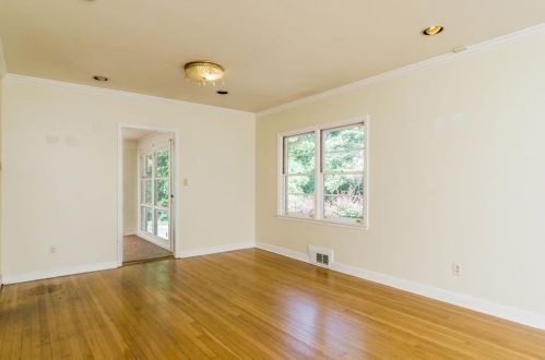 1285 Moores Mill Rd, Atlanta GA  30327-1429 exterior