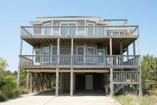 768 Lakeshore Ct, Corolla, NC 27927-9627