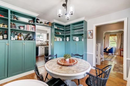 6444 Fair Oaks Ave, Cincinnati OH 45237-4544 exterior