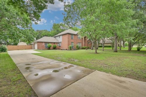 805 Oak Shadows Ct, Midlothian, TX 76063-4874