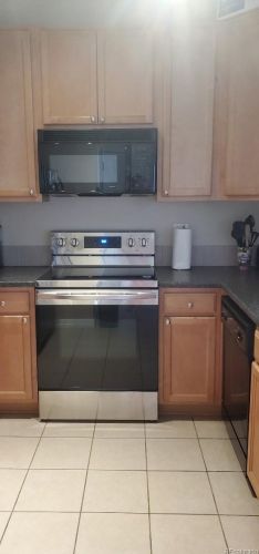 7212 Blackhawk St, Englewood CO 80112-4005 exterior