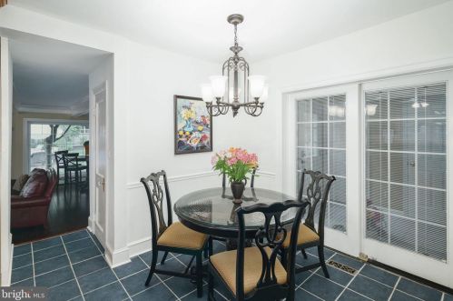 730 Redman Ave, Haddonfield NJ 08033-2744 exterior