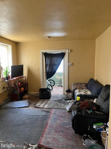 113 63rd St, Philadelphia PA 19151-3208 exterior