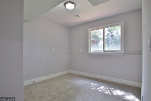 4353 Bear Path Trl, Saint Paul MN  55122-2218 exterior