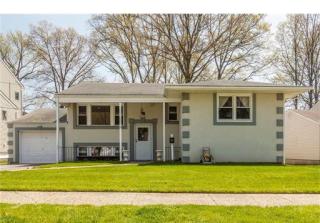 25 Bloomfield Ave, Iselin, NJ 08830-2139
