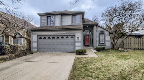172 Seneca Trl, Hanover Park, IL 60108-2426