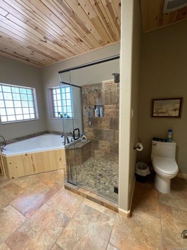 2221 Sigler Dr, Sangre De Cristo Ranches CO exterior