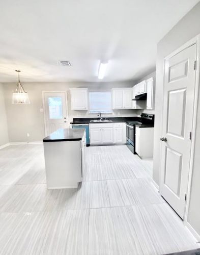 4414 Peppermint Hill Ln, Richmond, TX 77469-5497