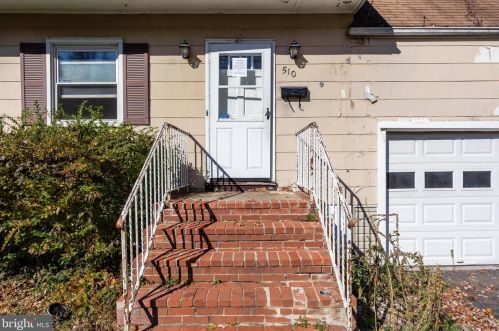 510 Sutherland Rd, Trenton, NJ 08618-2104