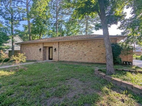 112 Wroxton Dr, Conroe TX  77304-1759 exterior