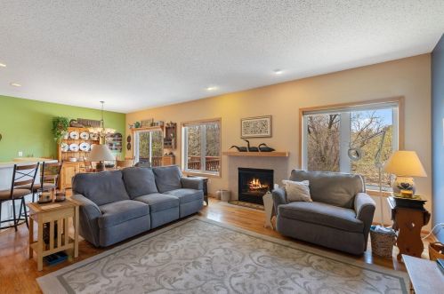 18564 Ulysses St, Otsego, MN 55330-1698