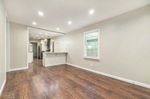 2843 Mango Cir, Atlanta GA  30318-3836 exterior