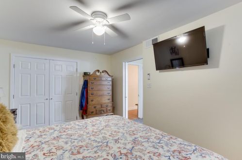 7611 Maple Ave, Silver Spring MD 20912-5559 exterior