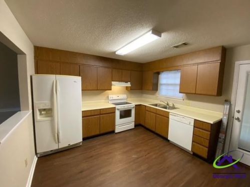 358 Tallulah Trl, Warner Robins GA  31088-7609 exterior