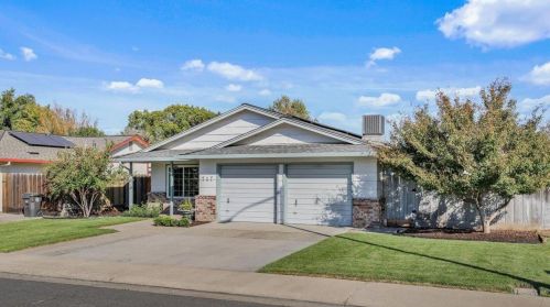 717 Evergreen Way, Manteca, CA 95336-3843