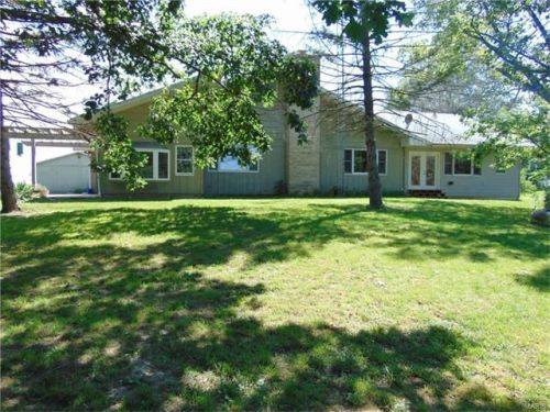 9890 Water Plant Rd, Palmyra, IL 62674-6325
