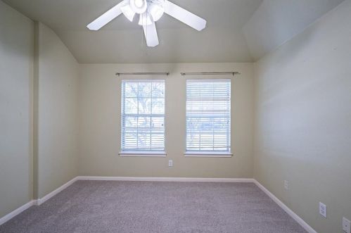 4029 Cyn Gln Cir, Austin TX  78732-2187 exterior