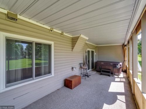 3274 Camelot Dr, Saint Paul MN  55125-2754 exterior