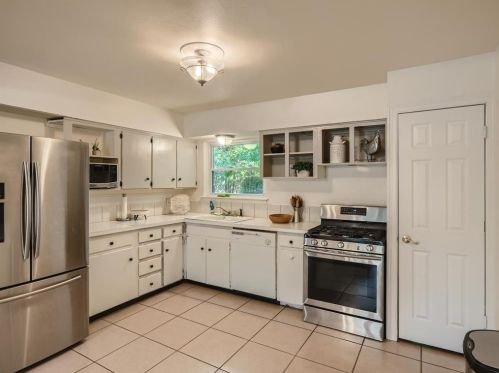 7704 Clenis Ln, Fort Worth TX  76180-6868 exterior
