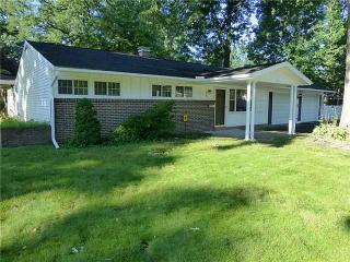 3065 Lambert Dr, Toledo, OH 43613-3181