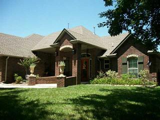 3015 Creekview Dr, Tuttle, OK 73089-1008
