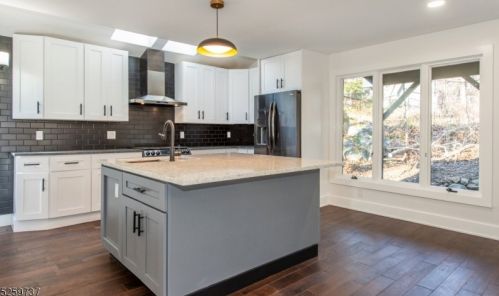 113 Everdale Rd, Dover NJ  07869-2301 exterior