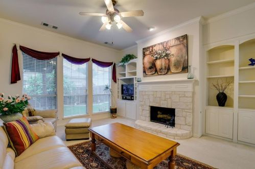 8028 Pretoria Pl, Fort Worth TX  76123-1831 exterior