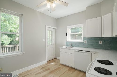 28 Wynnewood Ave, Camden NJ  08108-2716 exterior