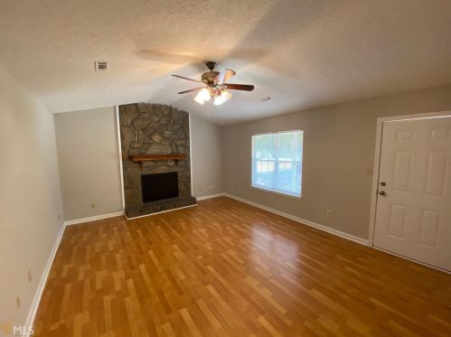 95 Rosewood Dr, Mcdonough GA  30253-5445 exterior
