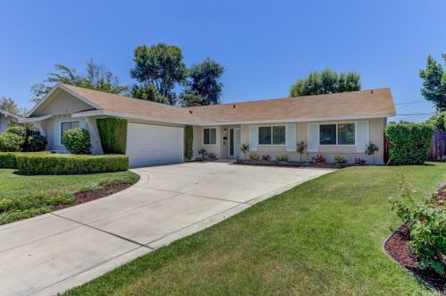 676 Magnolia Ave, Upland, CA 91786-4505