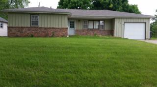 1529 Nichols St, Manhattan KS  66503-2447 exterior
