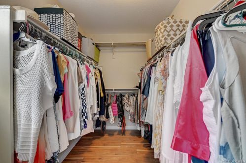 15655 Kettle Pl, Englewood CO  80112-4748 exterior