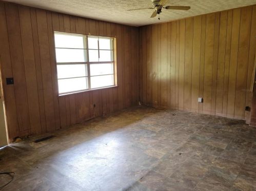 160 Highland Est, Commerce, GA 30529-1541
