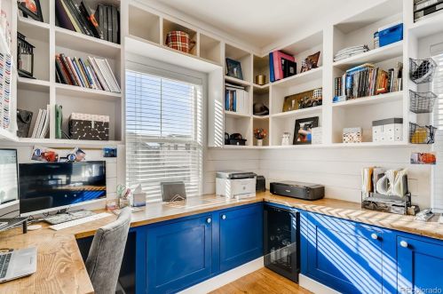 5417 Granby Ct, Aurora, CO 80015-4100