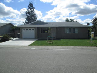210 Downing Dr, Galt, CA 95632-2123