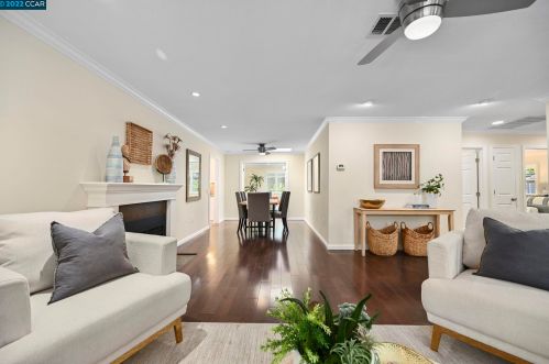 391 Maureen Ln, Concord CA  94523-2136 exterior