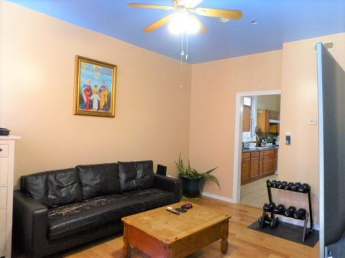 2330 Drake Ave, Chicago, IL 60647-2412