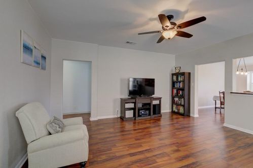 11403 Carrie Manor St, Webberville TX  78653-5370 exterior