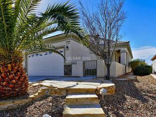 2561 Corvus St, Henderson NV  89044-1594 exterior