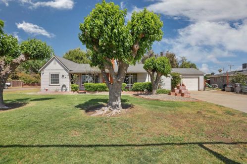 16366 Cottage Ave, Manteca, CA 95336-9524