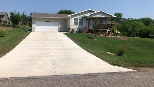 1338 Melody Ln, Alex, MN 56308-1256