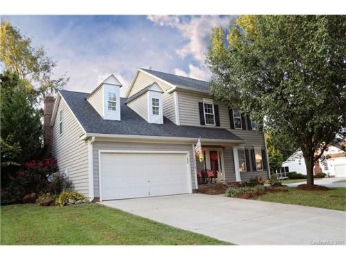 2438 Saguaro Ln, Kannapolis, NC 28083-6499