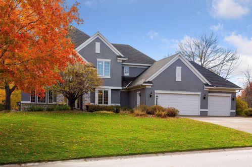 3544 Crestmoor Dr, Saint Paul MN  55125-5028 exterior