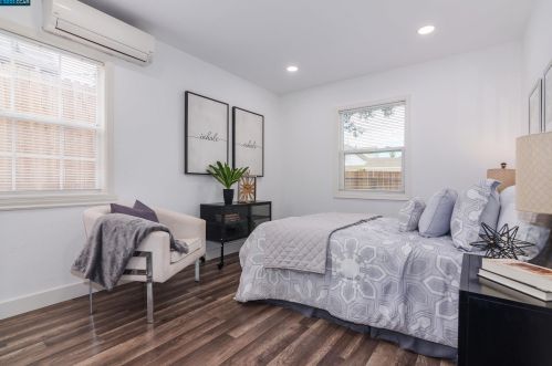 1344 Sherwood Dr, Concord CA  94521-3350 exterior